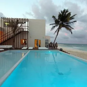 Beachside Corasol El Amanecer De Frida 2 Personas Apartahotel Playa del Carmen